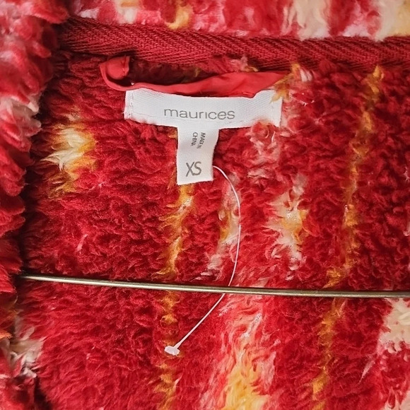 Maurices Faux Fur Zip Up Sweater with Pockets Size XS - Picture 7 of 16